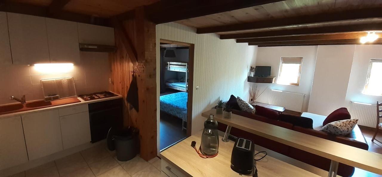 L' Appartement Du Camping Hautoreille Bannes  Zewnętrze zdjęcie