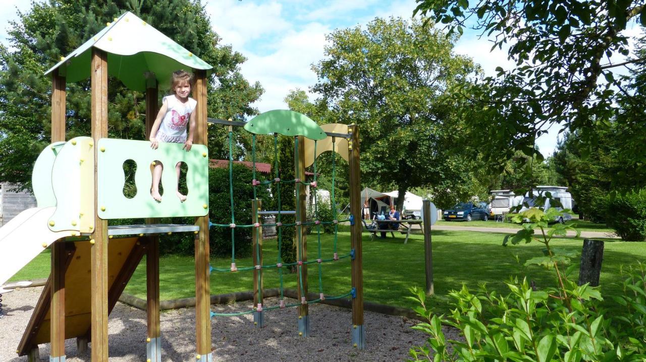 L' Appartement Du Camping Hautoreille Bannes  Zewnętrze zdjęcie